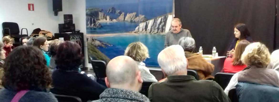 foto Presentación del libro en la Biblioteca Municipal de Bezana